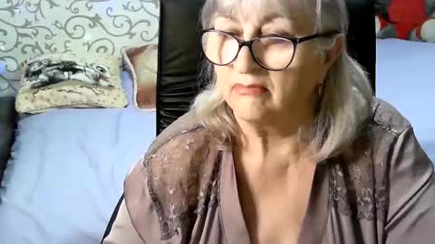 LolkaAlyss online show from January 2025 06:35:02 PM