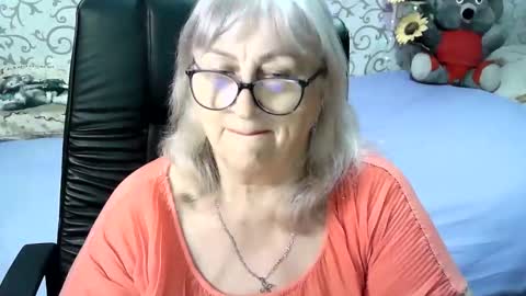 LolkaAlyss online show from January 2025 07:46:01 PM