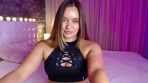 Victoria online show from November 2025 04:50:01 PM