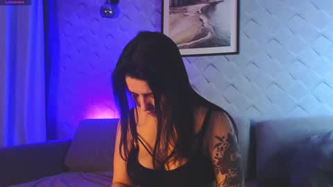 Snapshot of lolliwinkz chatting on October 2025 07:49:01 PM Alex online show from October 2025 07:49:01 PM