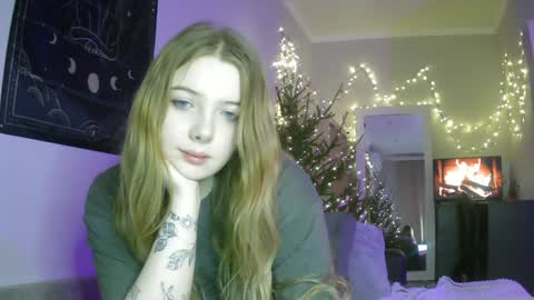 Lilly online show from December 2024 10:13:01 PM