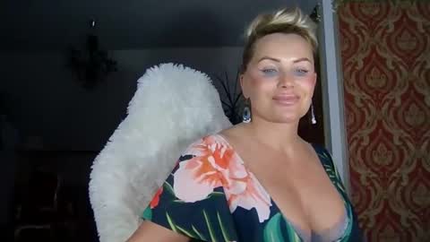 Snapshot of lollyta2023 chatting on February 2025 03:06:01 PM Roxy online show from February 2025 03:06:01 PM