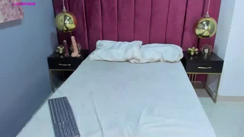 Snapshot of lolyyuno chatting on February 2025 06:56:02 PM Loly online show from February 2025 06:56:02 PM