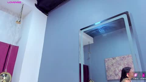 Snapshot of lolyyuno chatting on February 2025 12:16:01 PM Loly online show from February 2025 12:16:01 PM