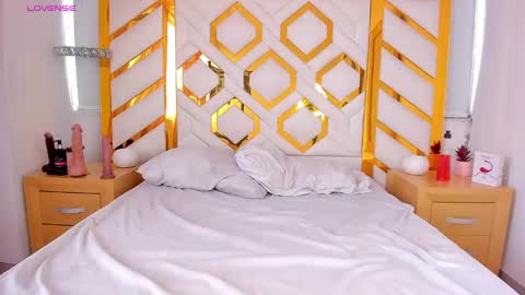 Snapshot of lolyyuno chatting on February 2025 03:26:02 PM Loly online show from February 2025 03:26:02 PM