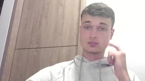 Snapshot of london_tomy chatting on November 2025 10:53:02 PM london_tomy online show from November 2025 10:53:02 PM