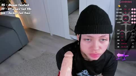 Shy EvaStreams are everyday 9 AM - 3 PM GMT 3  online show from February 2025 03:58:02 AM