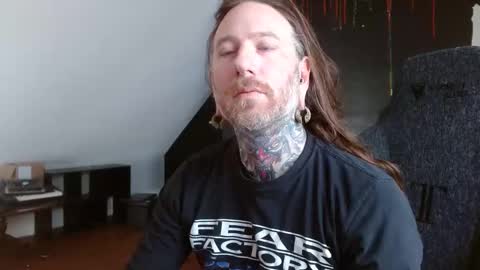 longhair online show from February 2025 04:37:02 PM