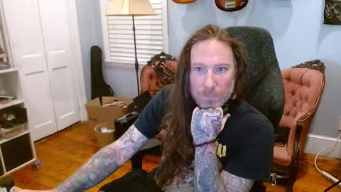 longhair online show from October 2025 05:21:02 PM