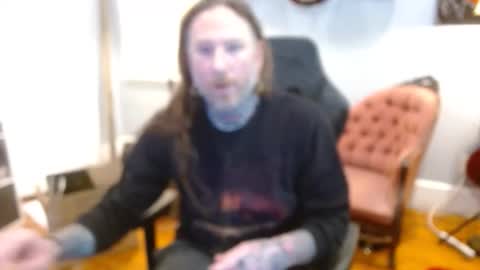 longhair online show from November 2025 03:08:02 PM