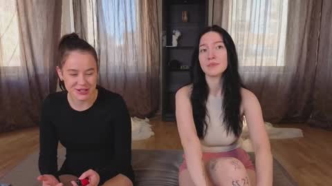 Snapshot of lookatmehabibi_ chatting on September 2025 04:25:02 AM Adele Ellie and Lou Sally Dana and Bonnie online show from September 2025 04:25:02 AM