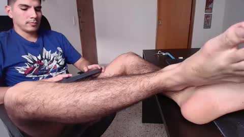 Snapshot of looki_16 chatting on October 2025 08:59:02 PM looki 16 online show from October 2025 08:59:02 PM