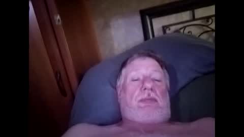 lookingagain181 online show from September 2025 06:40:02 PM