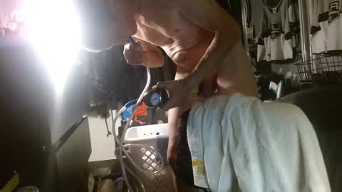 lookwhaticand0 online show from December 2024 06:53:01 PM