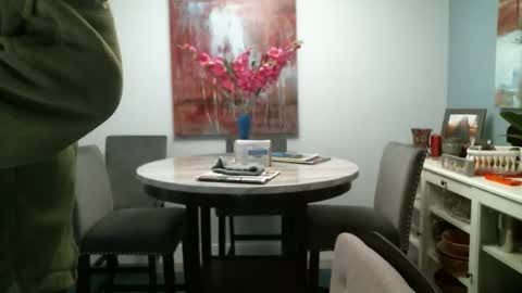 Snapshot of loop102 chatting on October 2025 12:36:02 AM loop102 online show from October 2025 12:36:02 AM