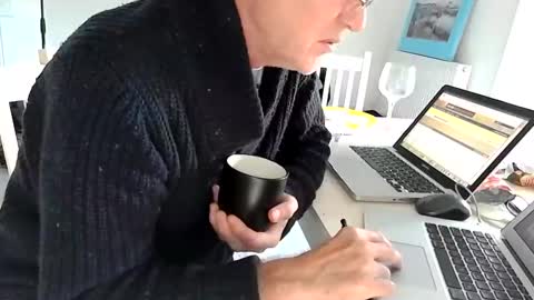 Snapshot of loose565 chatting on December 2024 10:13:01 AM loose565 online show from December 2024 10:13:01 AM