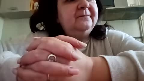 Lora online show from January 2025 10:37:02 AM