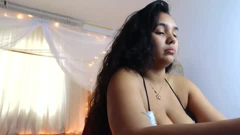 Snapshot of loreaniss chatting on October 2025 08:50:02 PM loreanis online show from October 2025 08:50:02 PM