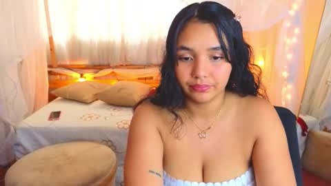 Snapshot of loreaniss chatting on October 2025 08:55:02 PM loreanis online show from October 2025 08:55:02 PM