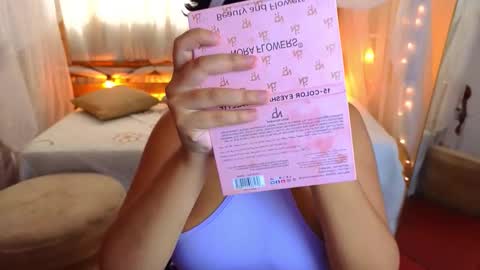 Snapshot of loreaniss chatting on October 2025 07:47:02 PM loreanis online show from October 2025 07:47:02 PM