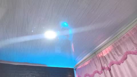 Loren online show from December 2024 06:40:01 PM