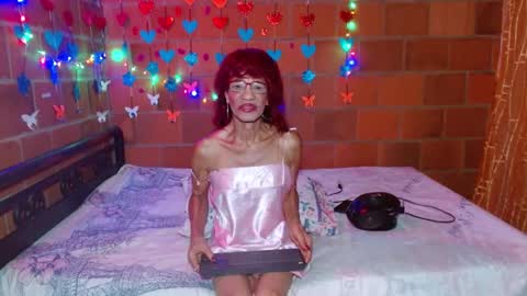 Lorena Capelli online show from January 2025 10:06:02 AM