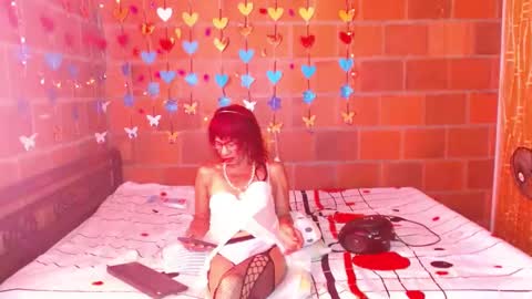 Lorena Capelli online show from January 2025 02:28:02 PM