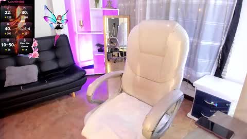 Lorena online show from September 2025 08:34:02 PM