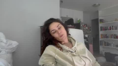 lorenlovely online show from October 2025 08:50:01 PM