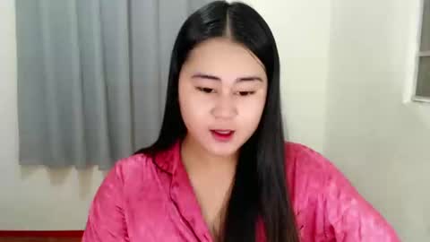 LOREN online show from January 2025 05:41:02 AM