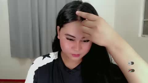LOREN online show from February 2025 06:08:02 AM