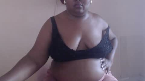 lorena online show from October 2025 07:49:02 PM