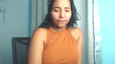 Snapshot of loretta_ chatting on November 2025 02:46:02 AM Loretta Gmez online show from November 2025 02:46:02 AM