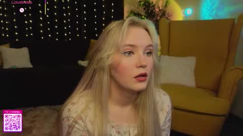 Snapshot of lorettacarnley chatting on September 2025 07:24:02 PM Alice online show from September 2025 07:24:02 PM