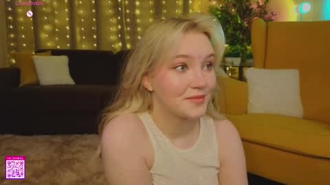 Snapshot of lorettacarnley chatting on September 2025 07:25:01 PM Alice online show from September 2025 07:25:01 PM