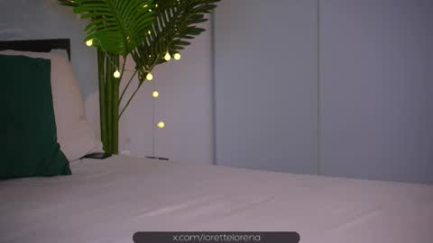 Snapshot of lorettelorenaa chatting on October 2025 05:50:02 AM LoretteLorena online show from October 2025 05:50:02 AM