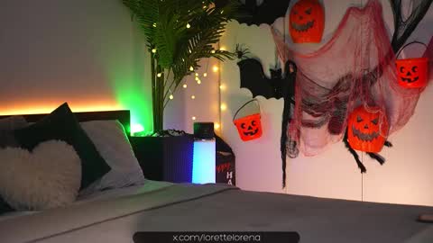 Snapshot of lorettelorenaa chatting on October 2025 06:08:01 AM LoretteLorena online show from October 2025 06:08:01 AM