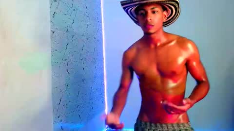 Lorian Vikel  online show from September 2025 10:59:02 PM