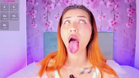 Snapshot of lorraine_28 chatting on October 2025 09:02:02 PM Soy Lorena online show from October 2025 09:02:02 PM