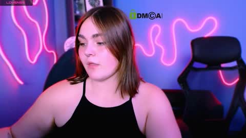 Lora for u online show from September 2025 07:49:02 PM