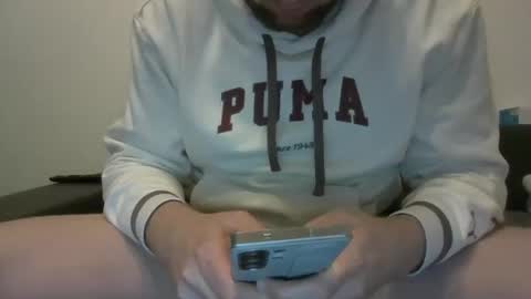 Snapshot of losertobiass chatting on October 2025 08:37:02 PM losertobiass online show from October 2025 08:37:02 PM