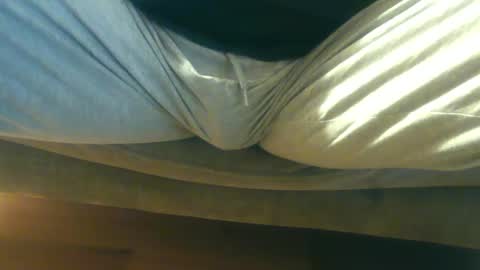 Snapshot of lost_angel75 chatting on October 2025 10:18:01 PM lost_angel75 online show from October 2025 10:18:01 PM