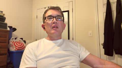 Snapshot of lostandlonelysoul chatting on October 2025 04:12:01 AM Hazemir online show from October 2025 04:12:01 AM