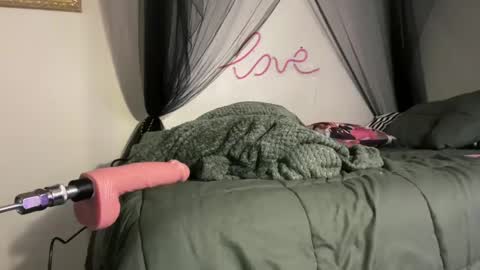 Lottiepoppie online show from February 2025 08:50:01 AM