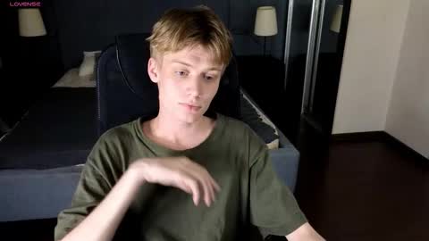 louie_evans online show from September 2025 08:30:02 PM