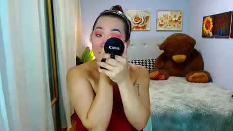 Snapshot of louie_sexy chatting on October 2025 10:52:02 AM Cathy online show from October 2025 10:52:02 AM