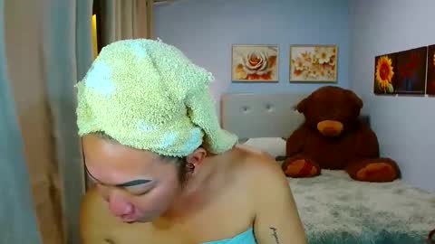 Snapshot of louie_sexy chatting on November 2025 07:53:01 AM Cathy online show from November 2025 07:53:01 AM