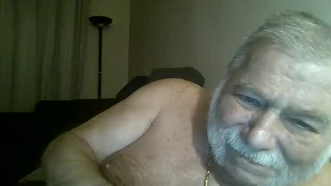 louis_chokdee online show from December 2024 04:23:01 PM