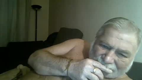 louis_chokdee online show from December 2024 04:07:02 PM