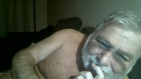 louis_chokdee online show from January 2025 05:05:01 PM